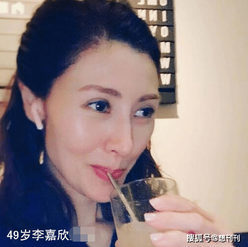 结局整容风刮到香港，这7位港圈大美人竟跑去DO脸上，结局一言难尽