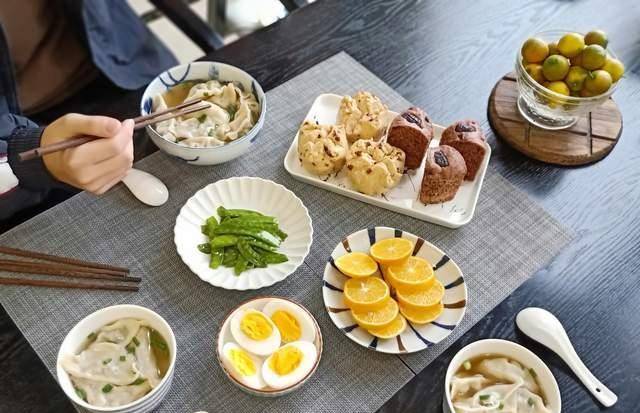 做法|15分钟搞定全家人的早餐，好吃又省事儿，网友：活出“真精致”
