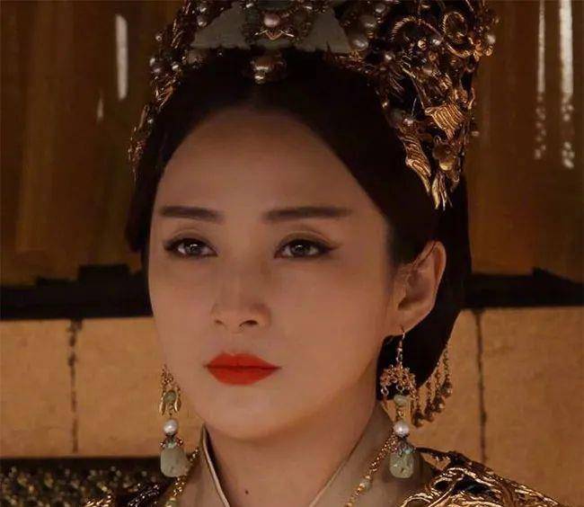 蒋勤勤母亲都是高颜值女星，孩子却个个长相平平，遗传真是门玄学啊