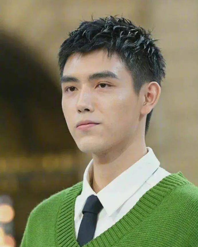 蒋勤勤母亲都是高颜值女星,孩子却个个长相平平,遗传真是门玄学啊