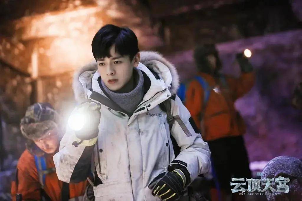 下墓|《盗墓笔记》的IP改编，何时能不被嘈？《云顶天宫》2.6分真不冤