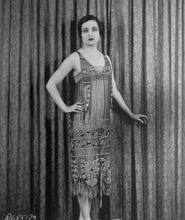 和英国 盘点关于紧身胸衣的历史，你不知道的11件事