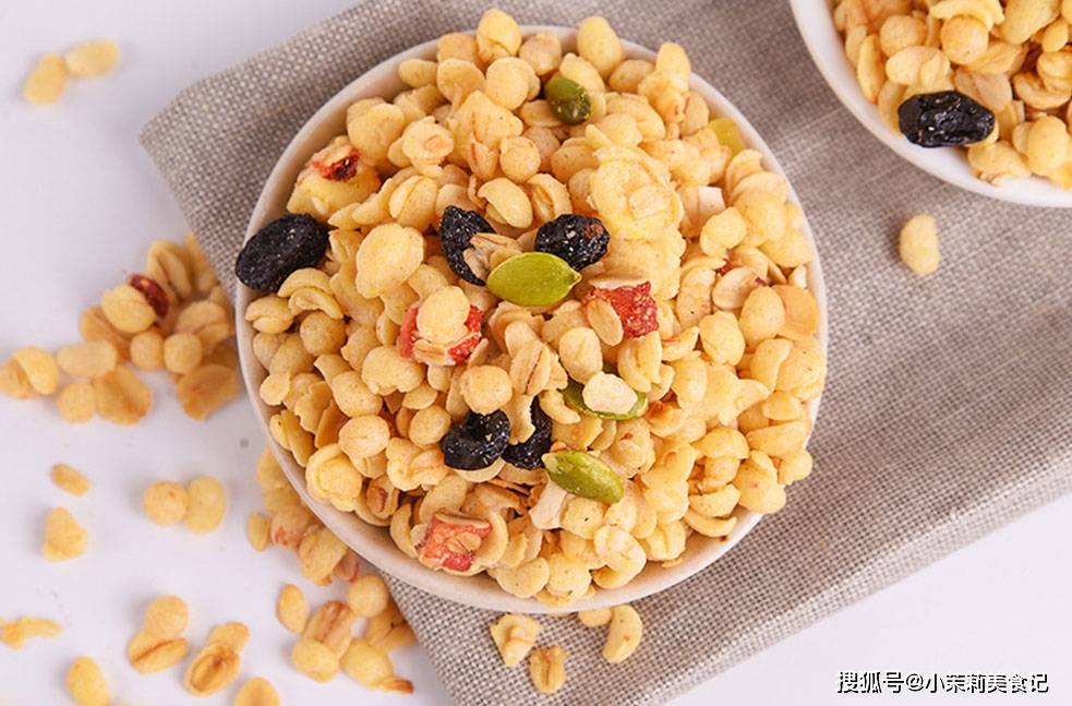 早餐酸奶麦片组合 123e354b0fbc43b6be0a9370cb537922.jpeg