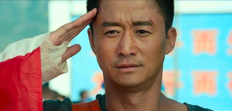 吴京|贬低成龙，狂喷吴京，这一届的网友真难带