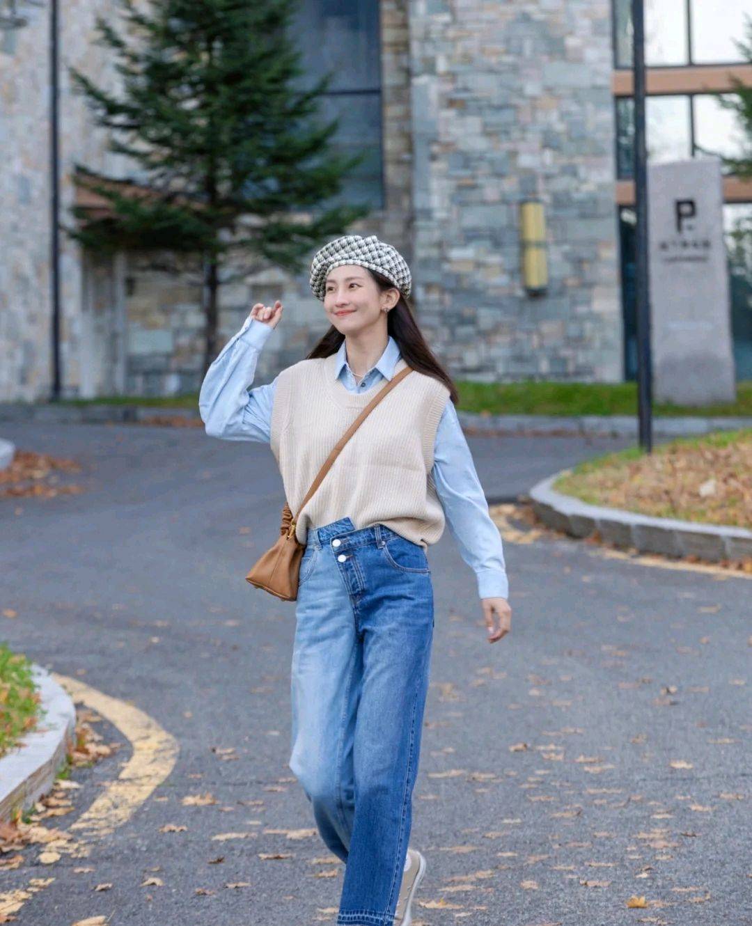 风景线 谁说穿基础款不好看的？只要会搭配，轻松成为街角的靓丽风景线