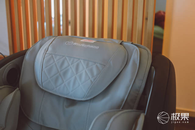 腰部|伏案工作者的福音！74组气囊+仿生机械手，在家私享全身“马杀鸡”