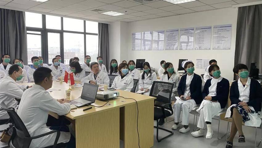 医疗|深入科室抓质量 业务查房促发展