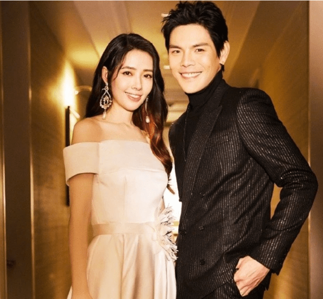 完孩子|向华强儿子向左晒与郭碧婷的合照，疑似怀孕，网友：准备要二胎