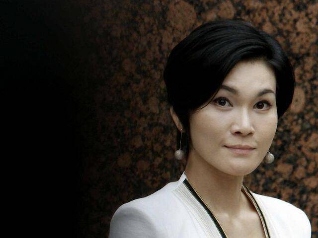 三星最漂亮的小公主,身家千亿却爱上穷小子,下嫁不成为爱自尽?_李健熙