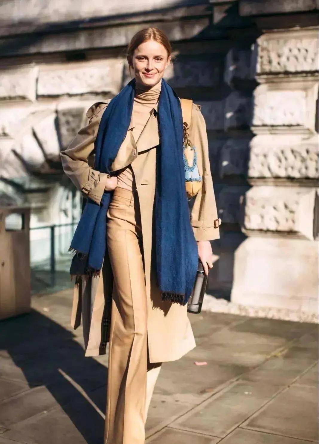 奶油色 穿衣搭配也需要颜色的氛围感，高雅的大地色正当时，赶紧穿起来！