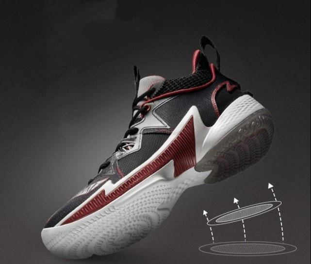 耐克 基础款篮球鞋方面，李宁安踏可以超越耐克阿迪了吧？