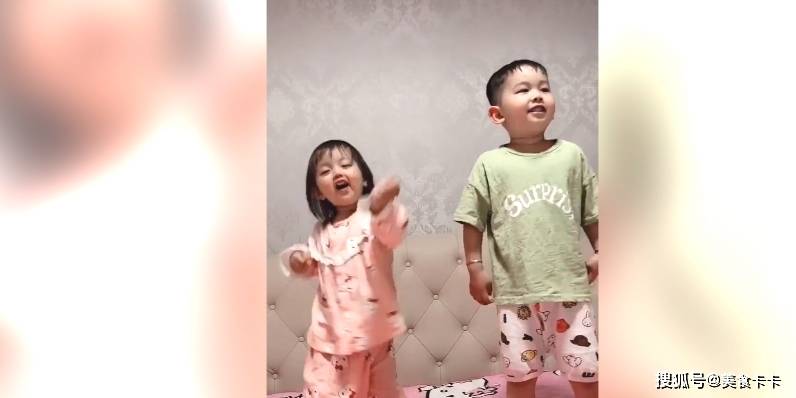 家长|哥哥有了妹妹之后,就开始放飞自我,网友:俩兄妹好可爱!