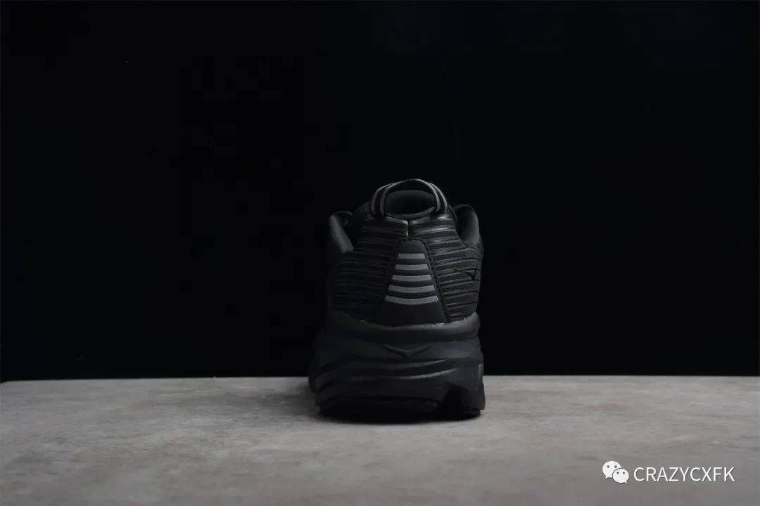 莱卡 黑武士 HOKA ONE ONE Bondi 6 黑魂机能缓震新兴跑鞋