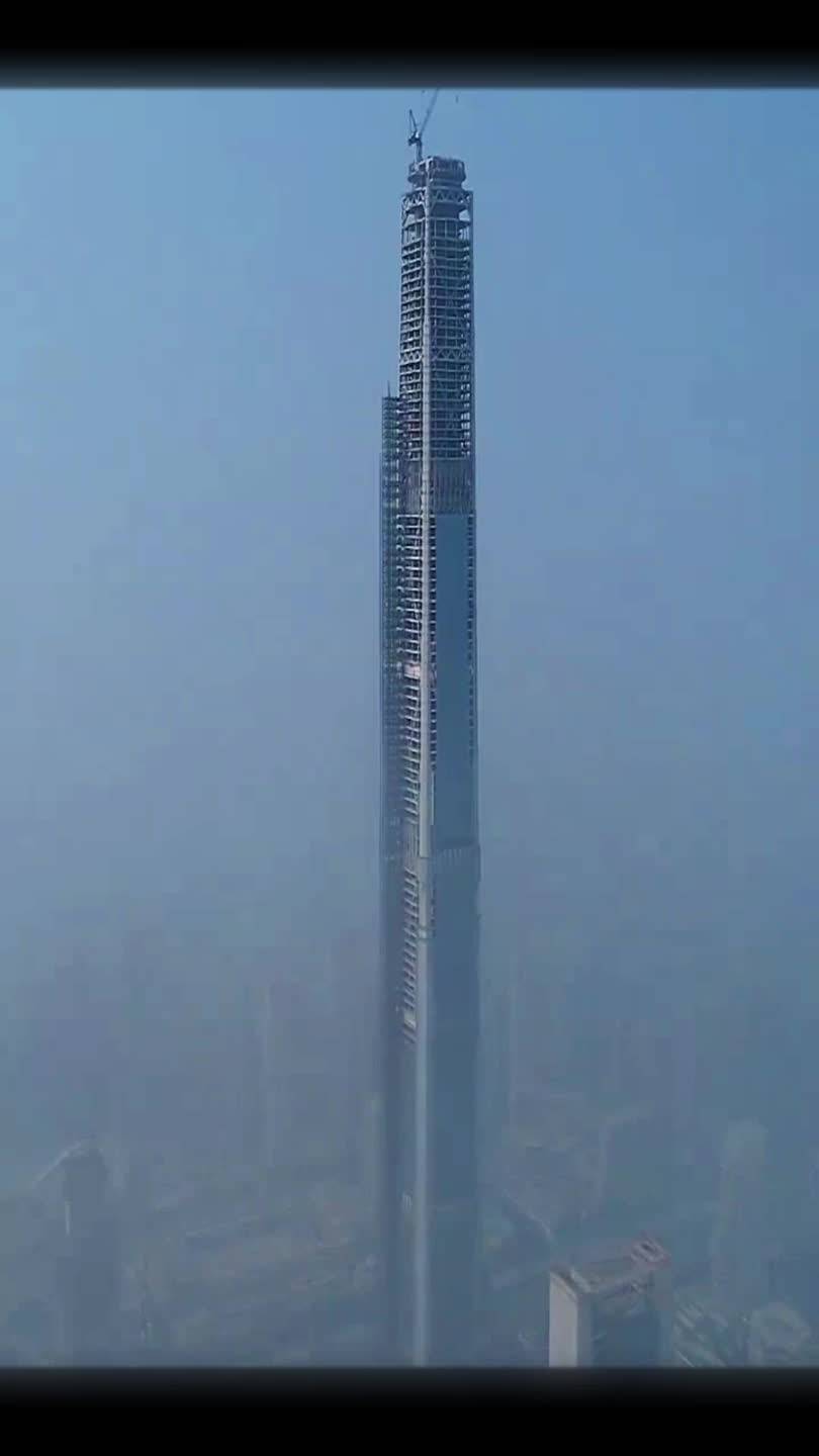 天津117大厦高5965米仅次于阿联酋哈利法塔是世界第二高楼
