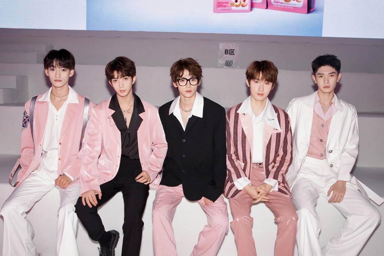 品牌|来伊份21周年鲜潮盛典火爆魔都 跨圈破局精准触达Z世代