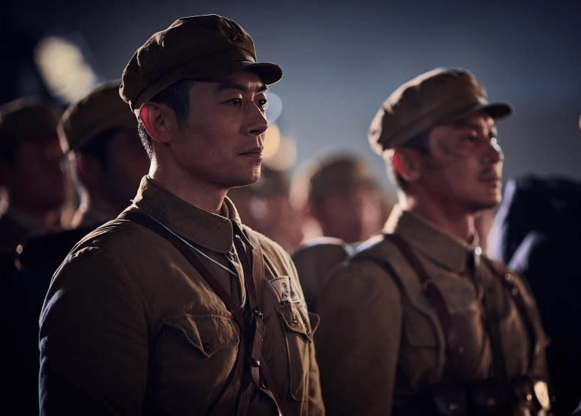 段奕宏|19天破49亿的《长津湖》，爆红背后，这8位配角值得一夸