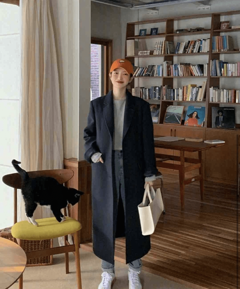 感觉 韩国小姐姐碎花裙配衬衣，温柔又很减龄