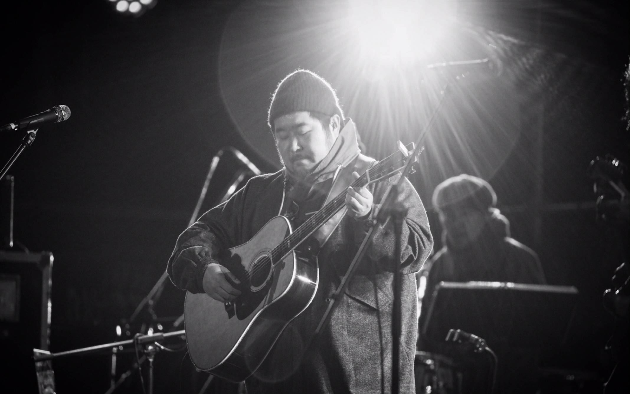 劣迹艺人泪洒小作文吸毒凭啥被封杀网友别做复出梦