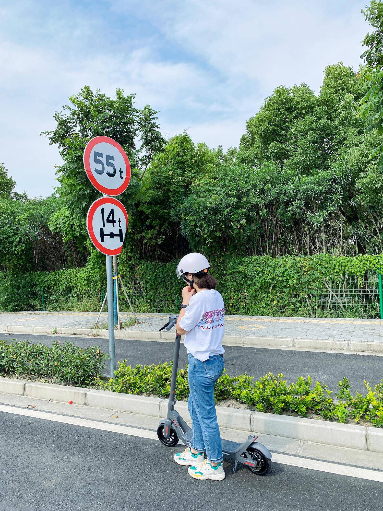 华为智选上架电动滑板车，上下班通勤它能靠得住吗？_手机搜狐网