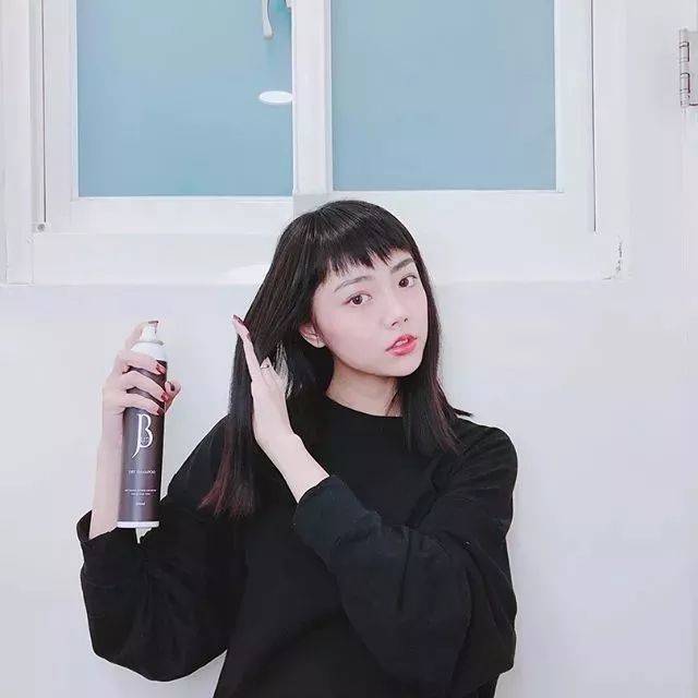 发型八款超受欢迎的刘海来了！