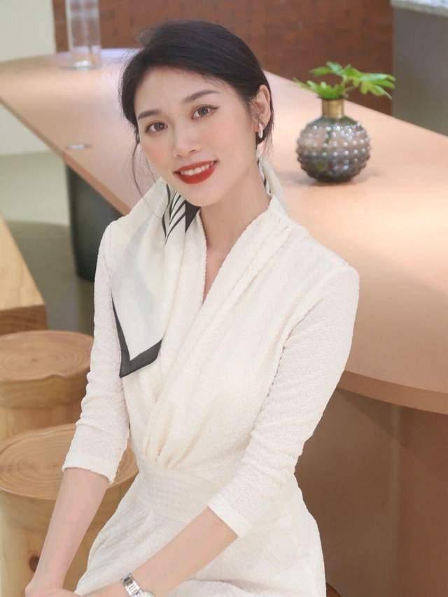 可以将 秋冬如何穿才显得知性优雅？码住这三种搭配技巧，韩剧女主就是你