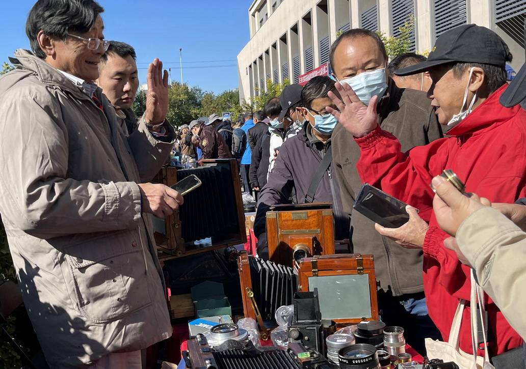 上海|上海收藏家北上交流，看京城是怎么玩相机收藏，探索文化有何不同