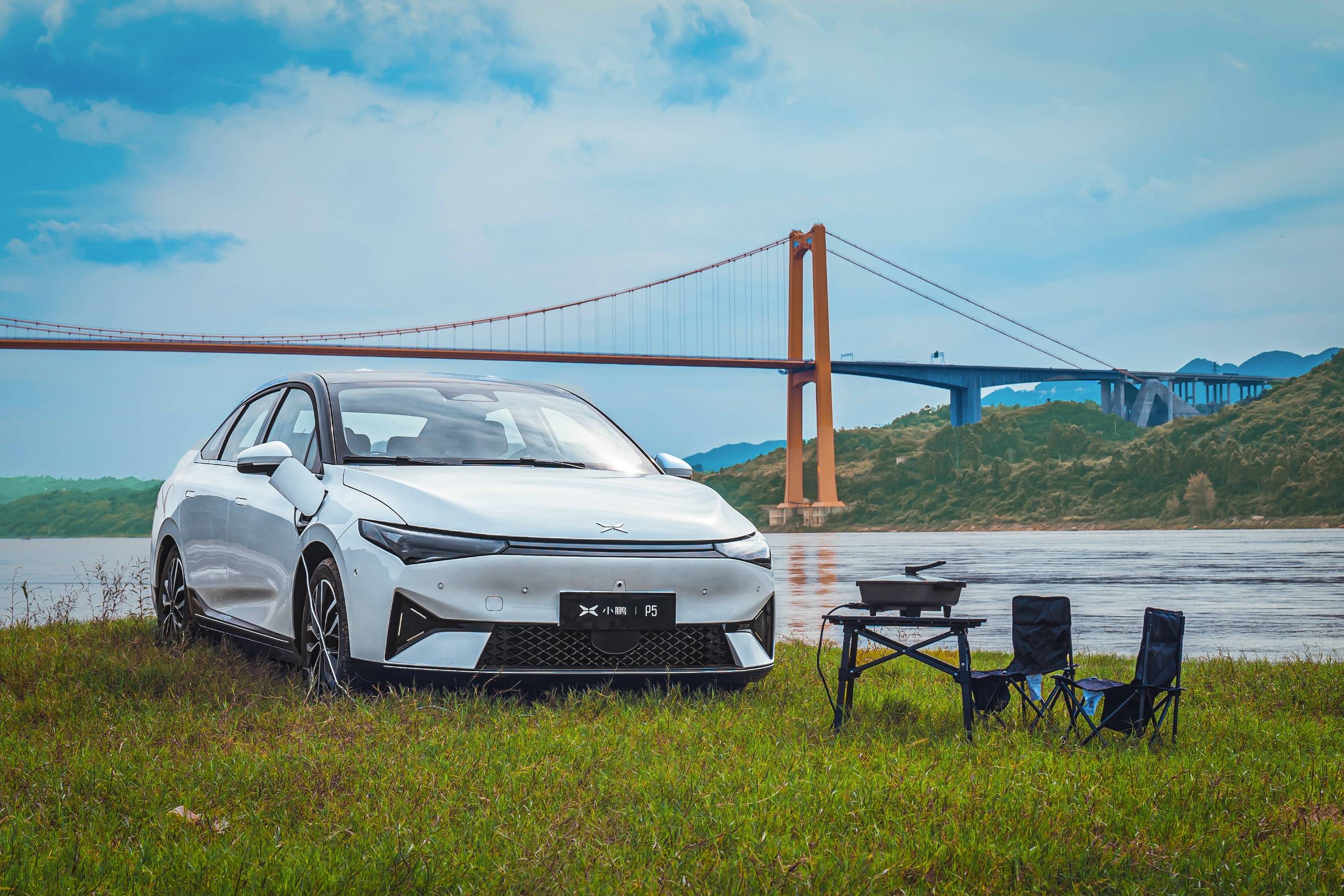 国庆假期回来就下定小鹏p5问就是不想再受野露营的苦