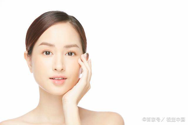 方法誓颜永恒：黑头形成的原因？如何去黑头？