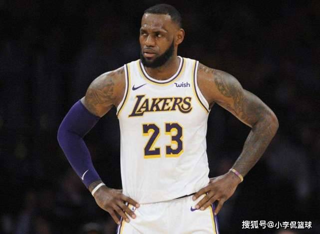 球星对决数据统计全面解析比赛亮点