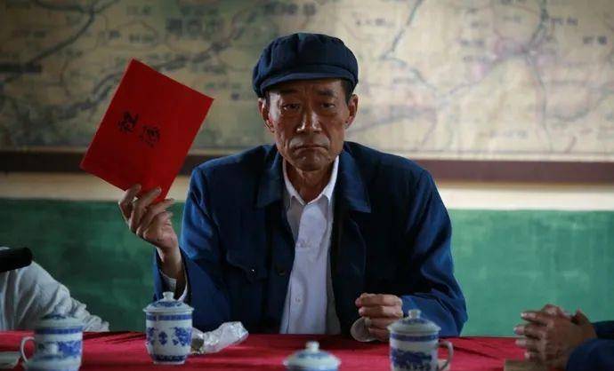 父亲|给这角色打“问号”李雪健脸红了