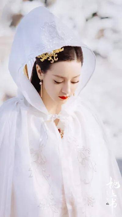 角色厚刘海别乱用，这6位被厚刘海封印颜值，五官再好看都丑到没眼看