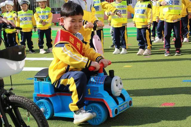 活动|青岛“守护天使乐趣童蒙”杯走进春田花花幼儿园