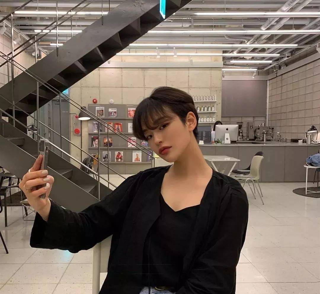 发型最撩人的短发这样剪！