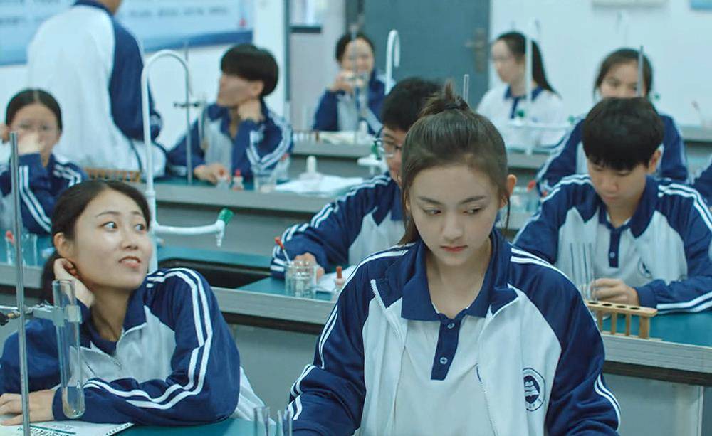 演技|《八角亭谜雾》失望收尾 剧情割裂逻辑混乱 浪费演员阵容