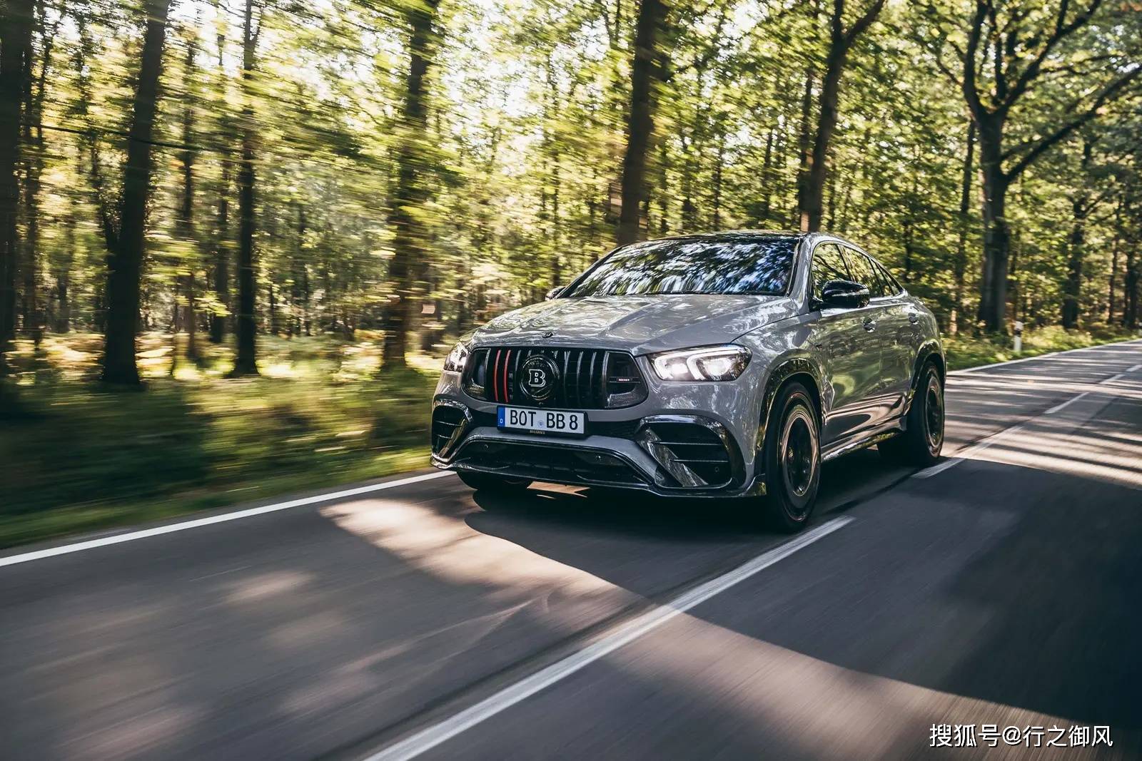 最后的火箭车brabus900火箭版