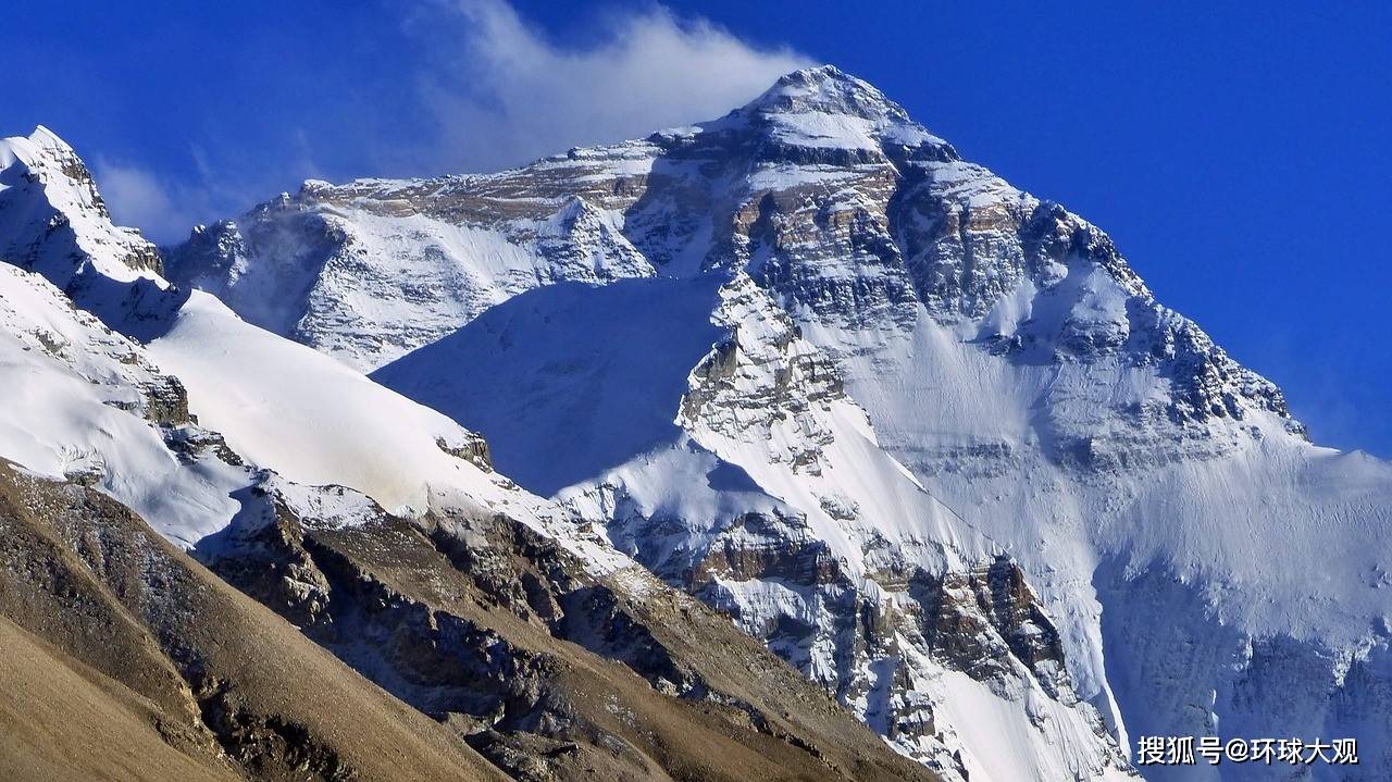 全球最矮的山，仅有60厘米，一脚跨过一座山不再是神话，但至今无人敢攀登！
