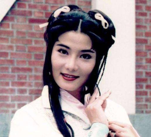 娄艺潇动脸的7位女星，一个比一个神奇，有人请医美专家鉴定自己纯天然