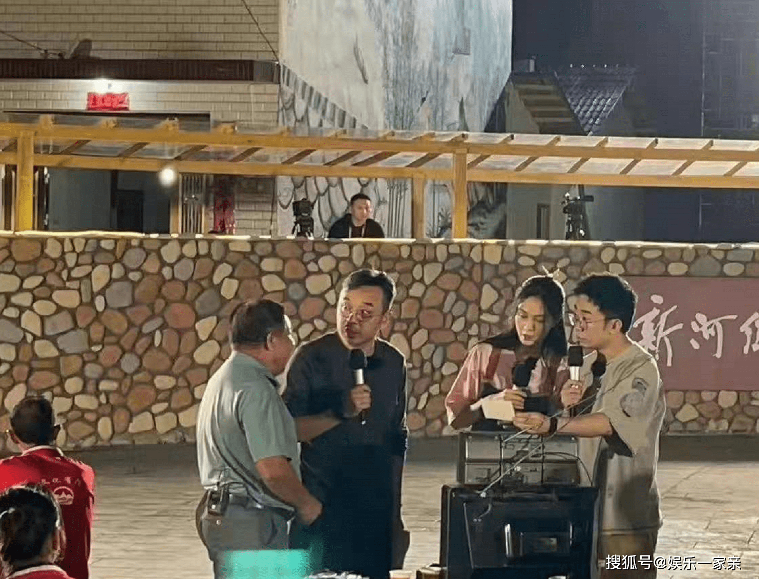 云上|《云上的小店》定档10月29日，慢综艺带来别样的趣味