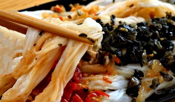 因为|家庭自制卷粉，原来做法如此简单，劲道爽滑，家人最爱吃的早餐