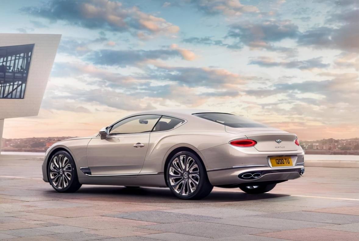 最受欢迎的英伦豪车!低调奢华有内涵,网友:内饰犹如皇宫