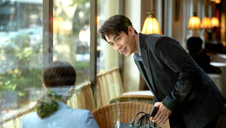 雷浩文|《亲爱的自己》人设有问题，别拿“人物不完美才真实”来搪塞