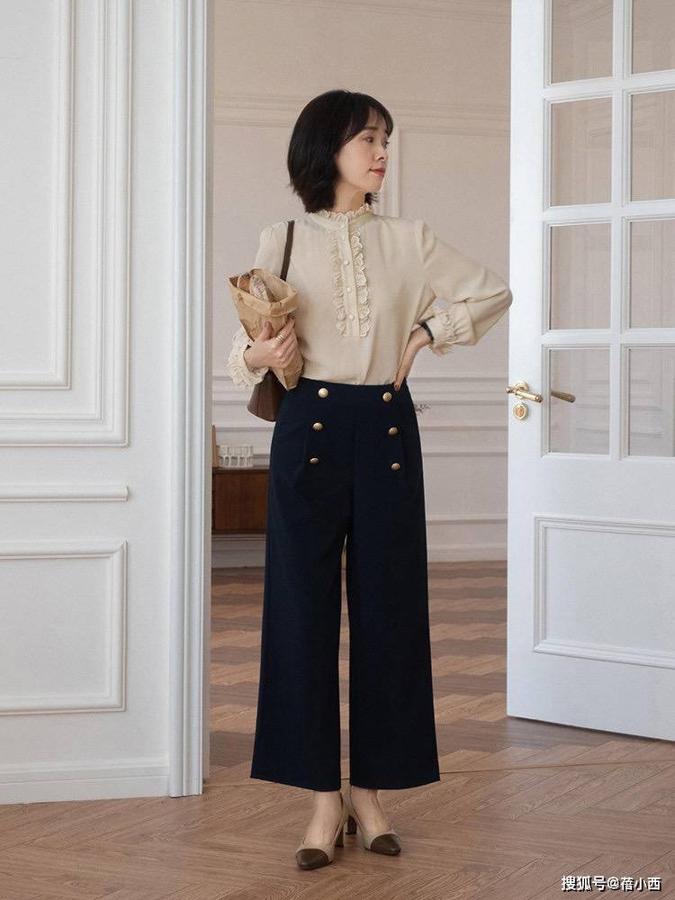 感觉 奔三奔四的女人,建议多穿“高腰裤”,好看的款式和版型都选好了