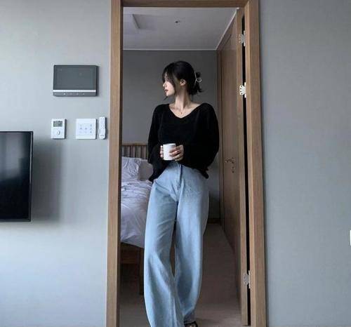 脚踝 “拖地裤”能有多好穿？看王子文就知道了，这样穿时髦显高显腿长