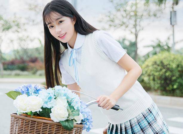 探寻梦境深处的初恋情愫，为何总梦见小学时喜欢的女同学？