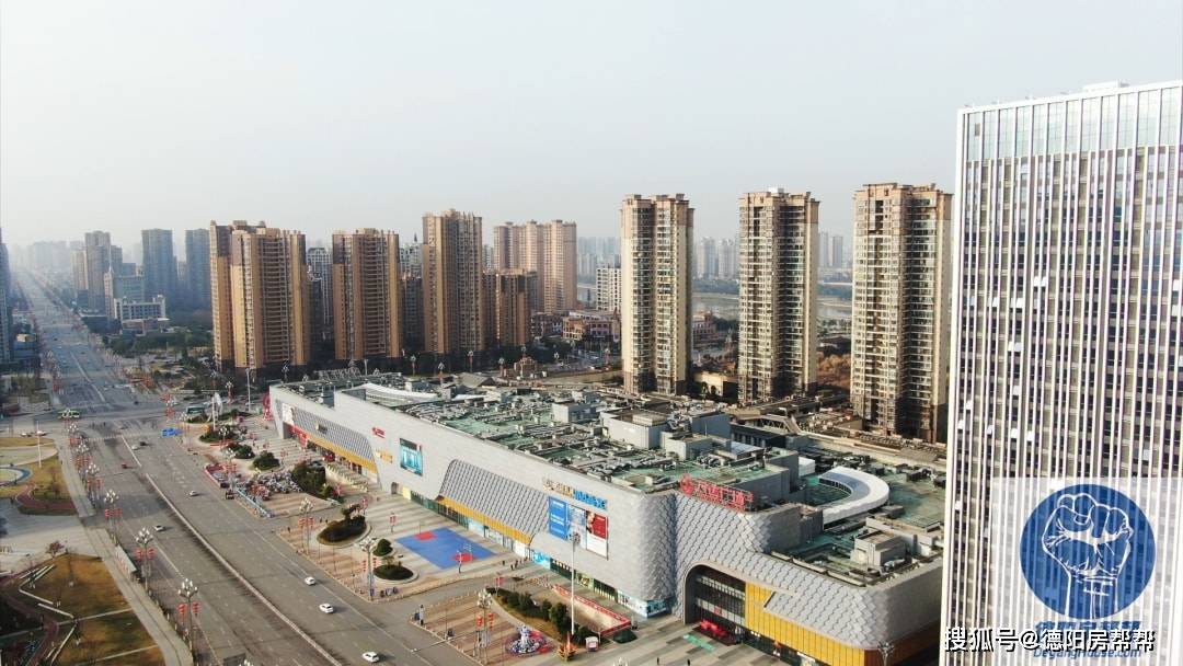 德阳文庙,万达商圈像老城区的文庙广场,沃尔玛商圈,城南的上美广场