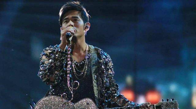 新歌|周杰伦新歌大卖，口碑却崩了，被质疑是卖情怀还不如蔡徐坤