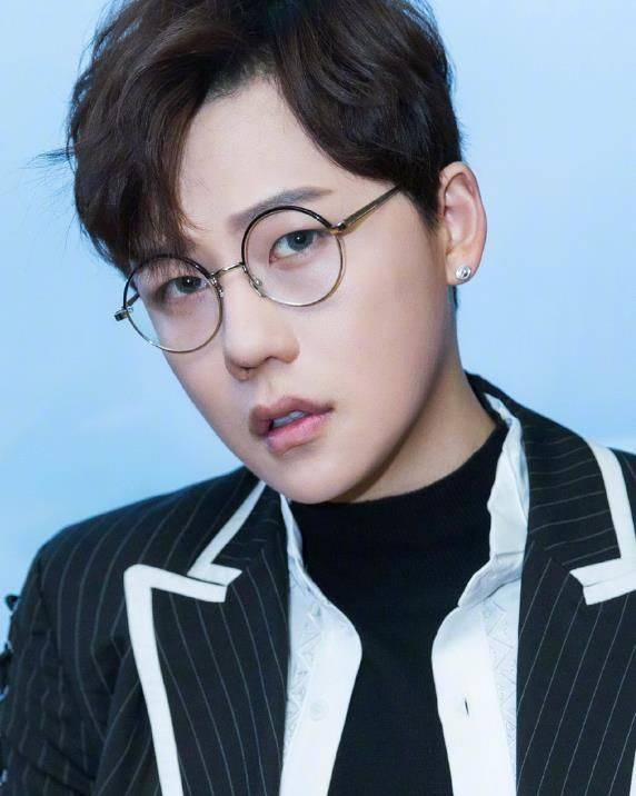 节目组|操碎了心！《披哥1》还未成团，《披哥2》明星我已帮节目组选好