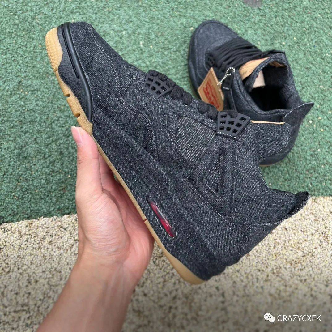 色丹 李维斯乔丹联名 Levis x Air Jordan 4 Retro 黑色丹宁牛仔中帮复古篮球鞋