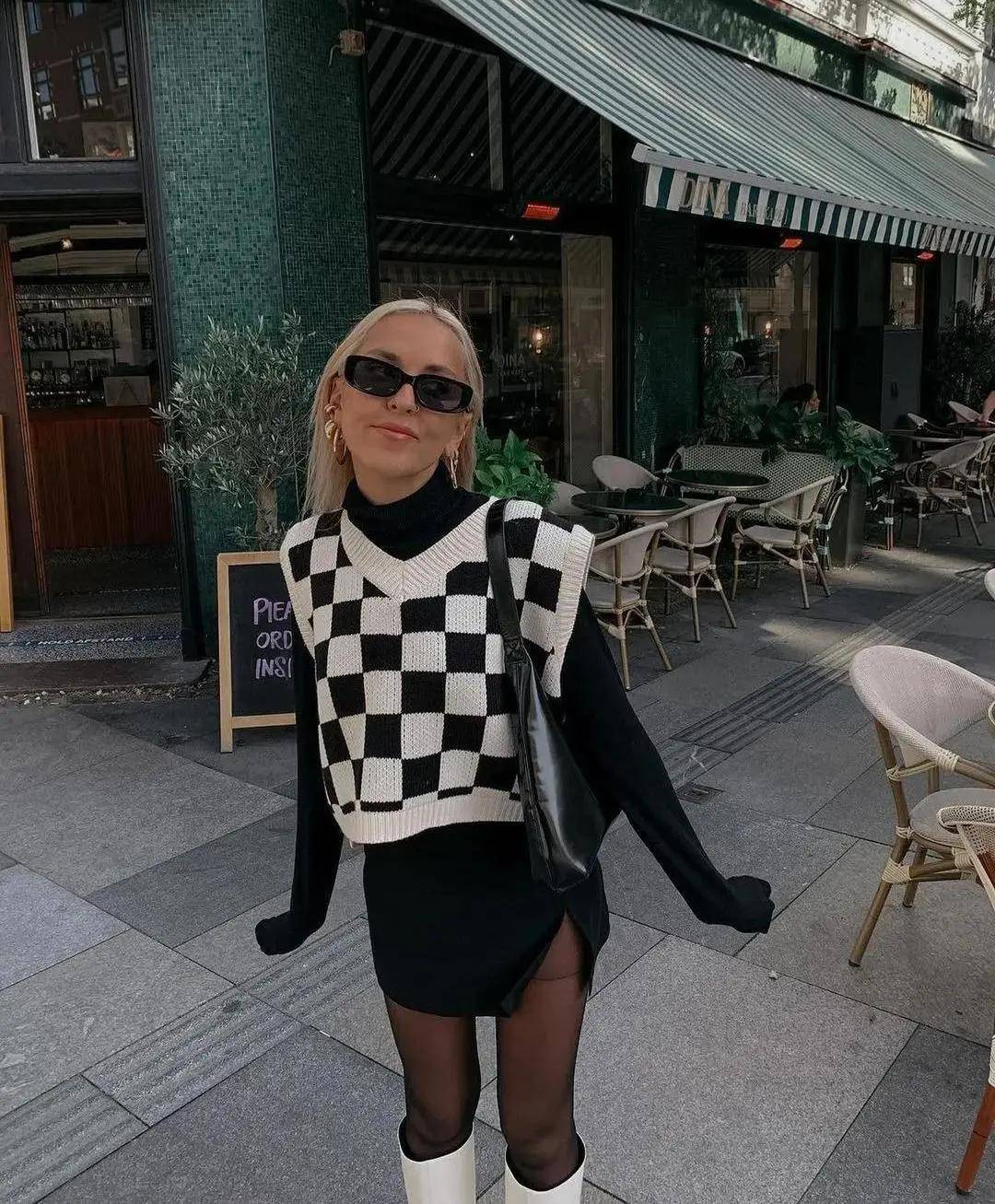 白女士 时尚圈都要被它“格式化”?女明星大型撞衫现场!