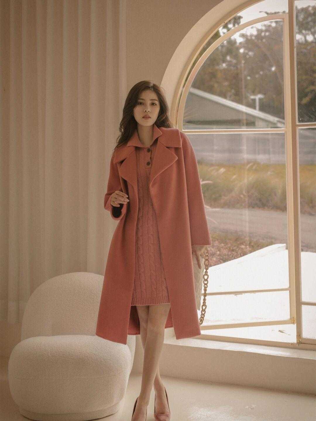 黑色 降温后“大衣”怎么穿高级又洋气?这几款大衣值得借鉴,百搭时髦